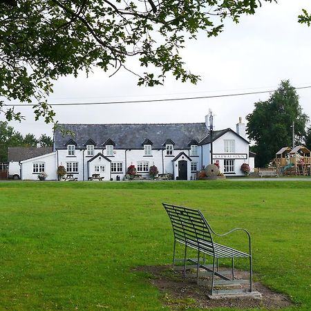 Garway Moon Inn Eksteriør billede